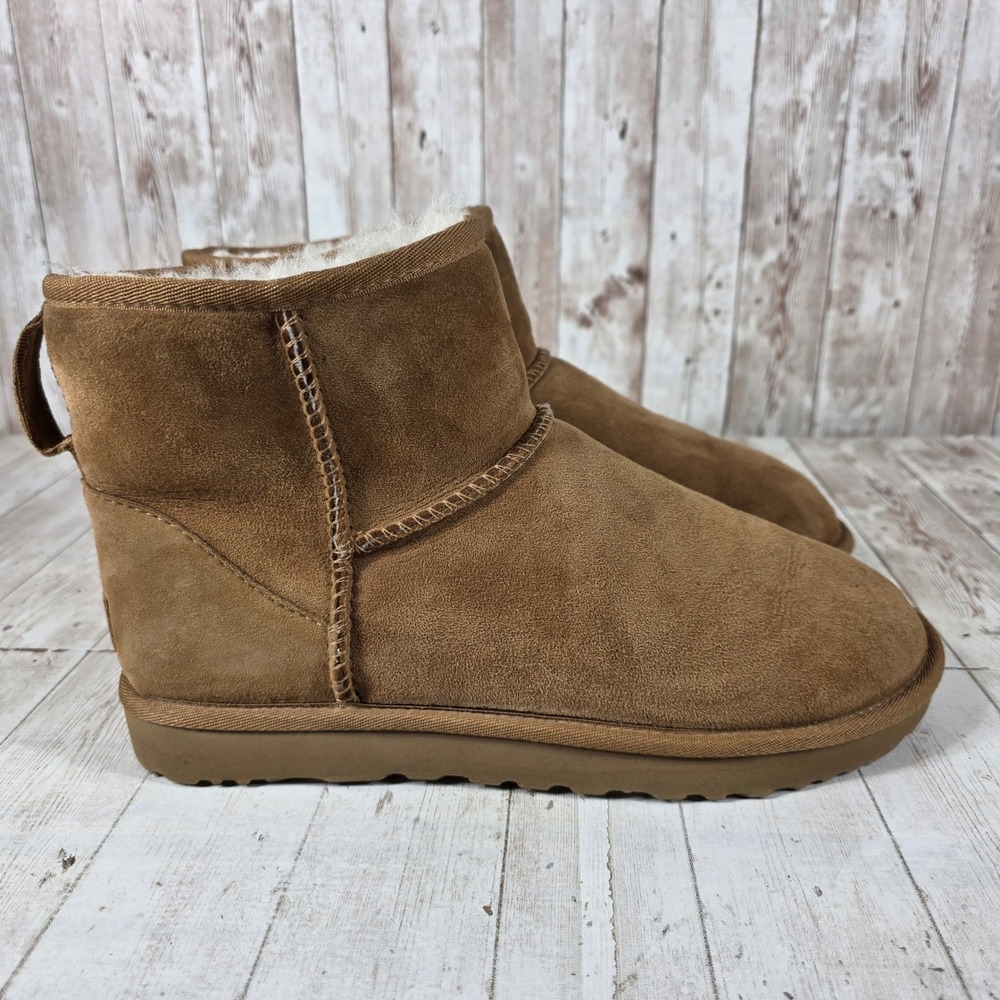 UGG Classic Mini Boots Womens 9 Chestnut Brown Suede Ankle Sheepskin Lining